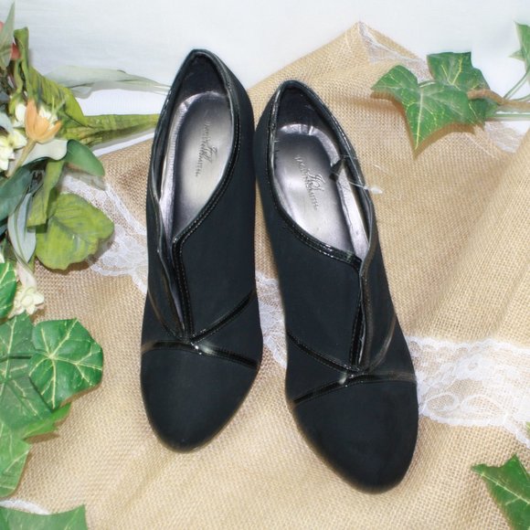 Brand New Jaclyn Smith Women's Heels Color Black Size 8.5 - Picture 3 of 6